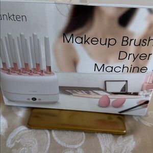 Makeup brush frying machine! New and never oprned